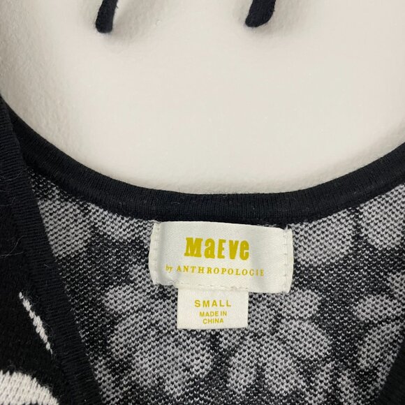 Anthropologie Maeve Trixie Daisies & Cherries Sweater Tee Size Small - Picture 3 of 5